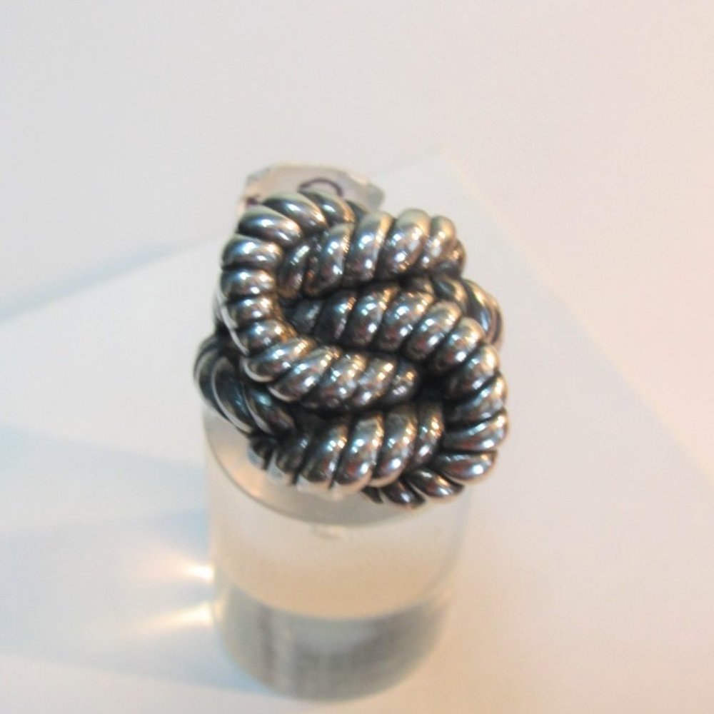 STERLING SILVER RING NEW!